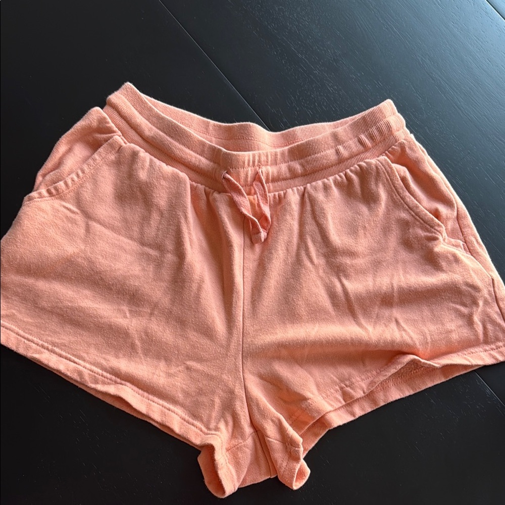 Colsie Coral Lounge Shorts - M